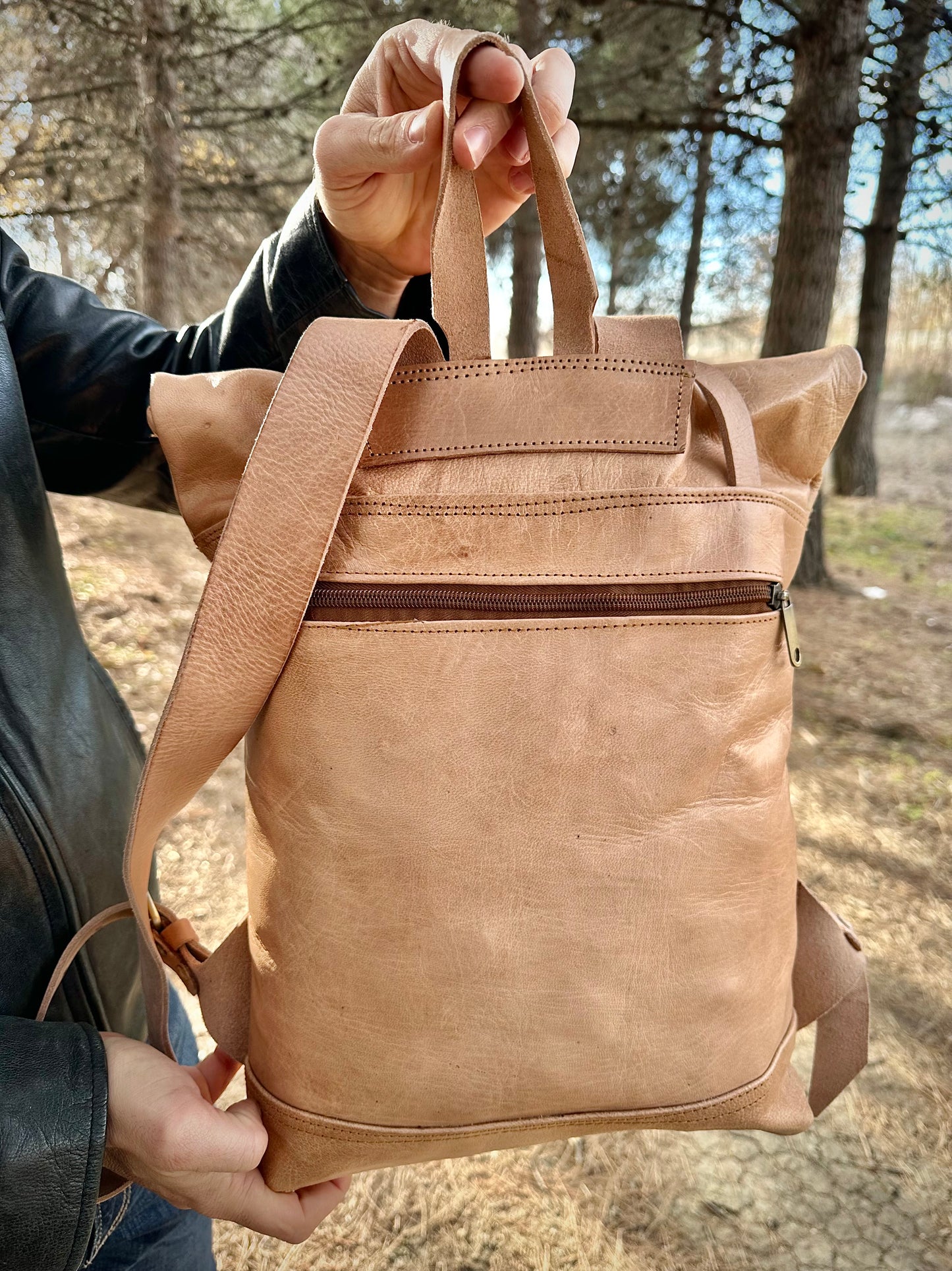MEDIUM NATURAL VINTAGE LEATHER BACKPACK | 2 colors