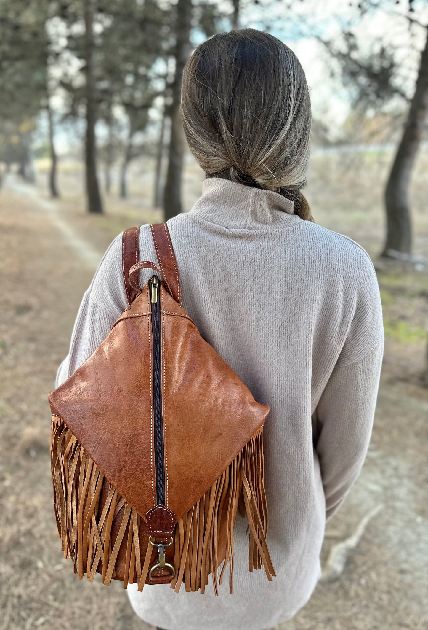 MOCHILA DE CUERO VINT CON FLECOS ANTIRROBO NEGRO | 4 colores