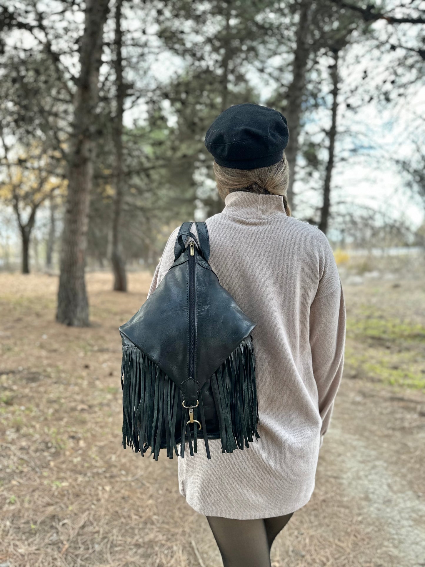 MOCHILA DE CUERO VINT CON FLECOS ANTIRROBO NEGRO | 4 colores