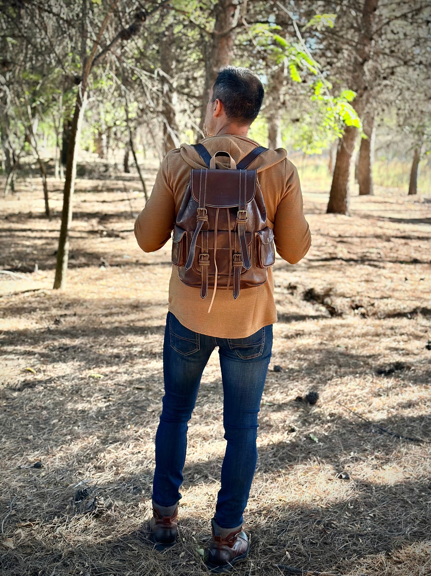 MOCHILA GRANDE DE COURO NATURAL TERRAC | 3 cores
