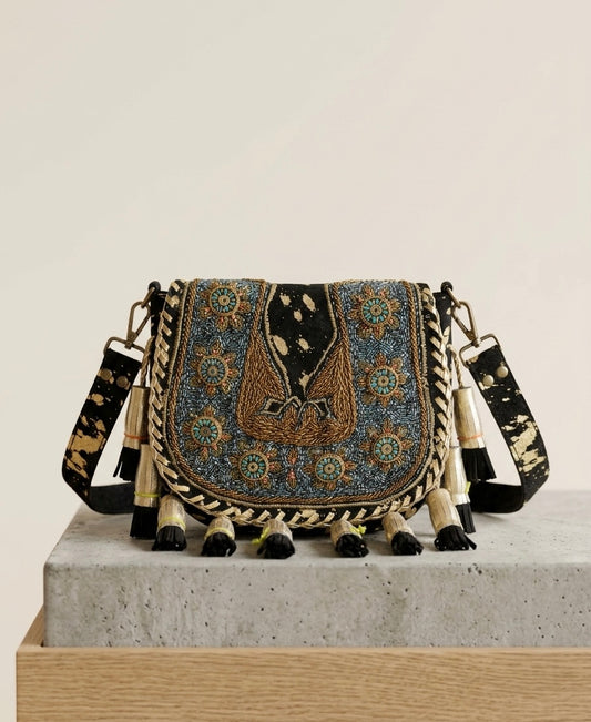 BOLSO BANDOLERA BOHO CHIC DE PIEL BORDADO