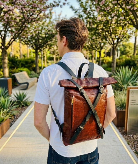 MOCHILA MEDIANA DE CUERO VINTAGE MARRÓN TEJA OSCURO | 2 colores