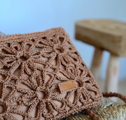ESSENTIAL NATURAL FIBER SHOULDER BAG | 2 models