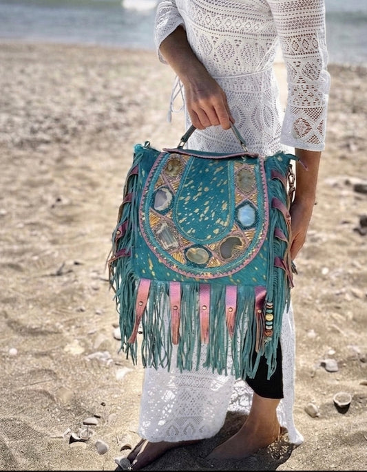 BOLSO BOHO IBICENCO DE PIEL Y CRISTALES BLANCO Y DORADO | 3 colores