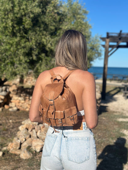 MOCHILA DE CUERO PEQUEÑA SIERRA MARRÓN | 3 colores