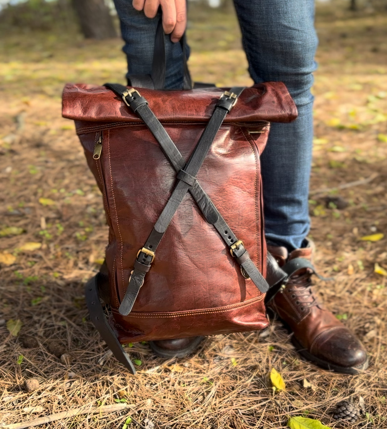 MOCHILA GRANDE DE CUERO VINTAGE MARRÓN TEJA OSCURO | 3 colores