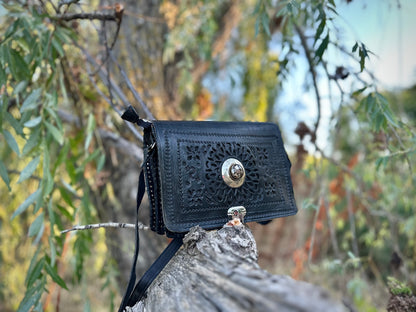 BOLSO BANDOLERA DE CUERO NATURAL MANDALA