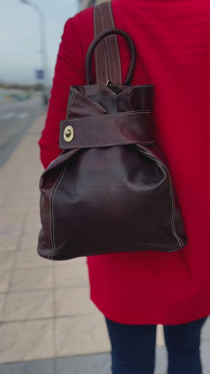 MOCHILA DE CUERO CON CIERRE ANTIRROBO CRUZADO MARRÓN OSCURO | 2 colores